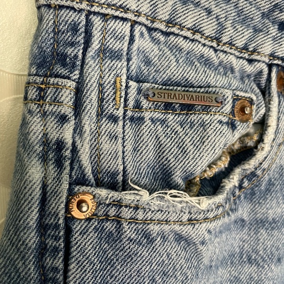 STRADIVARIUS WOMEN'S HIGH WAIST SKY BLUE JEAN, buttons SIZE 02 - Picture 8 of 16